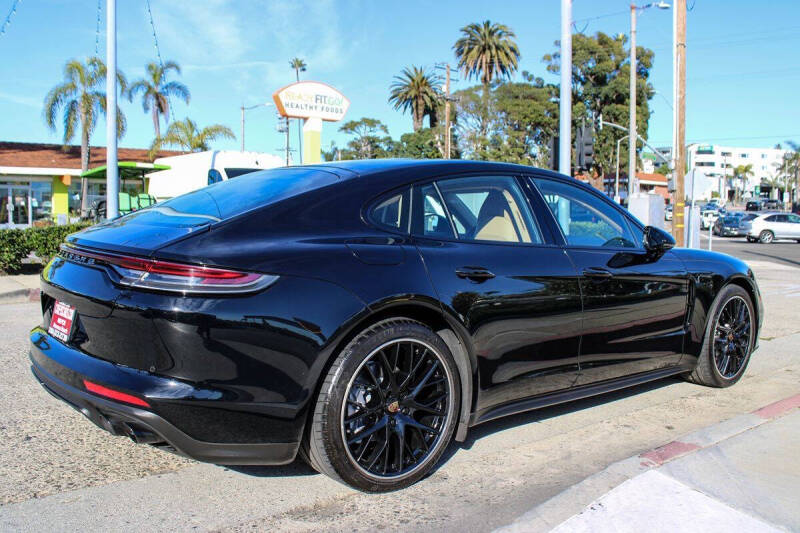 2021 Porsche Panamera