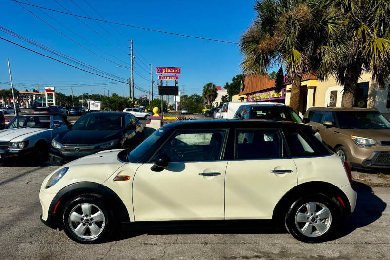 2016 MINI Hardtop 4 Door Cooper