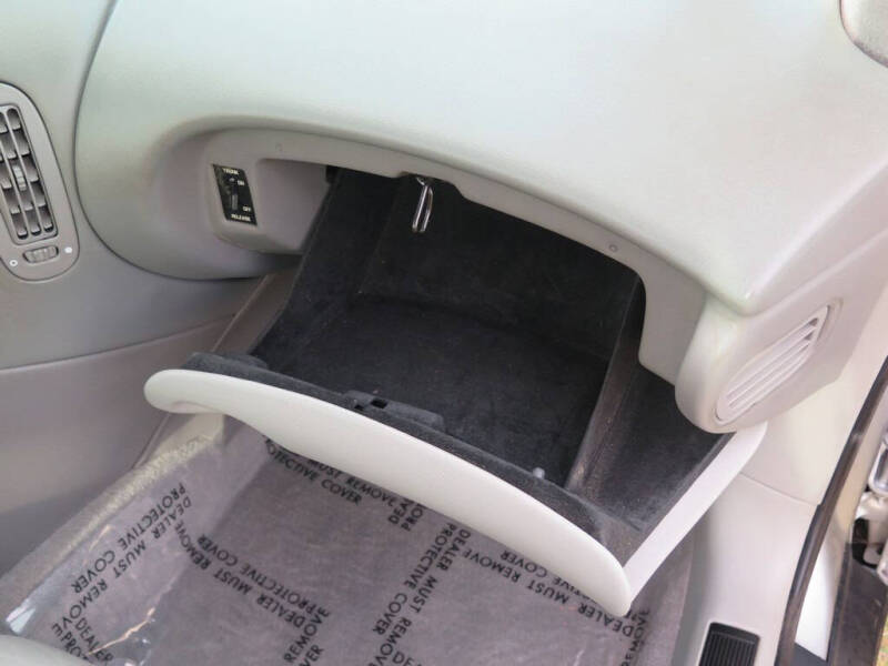 1999 Oldsmobile Aurora