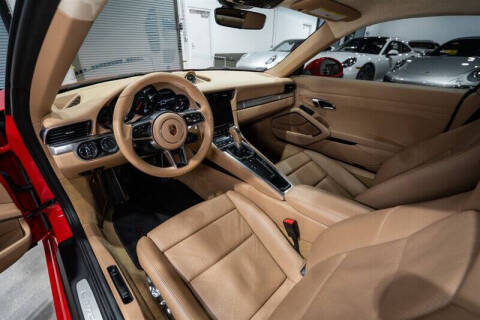 2017 Porsche 911 Carrera