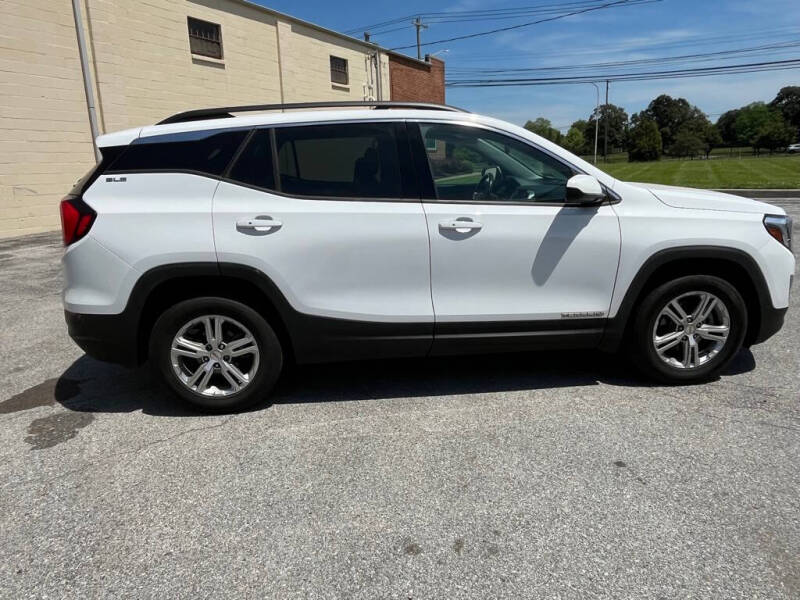 2020 GMC Terrain SLE