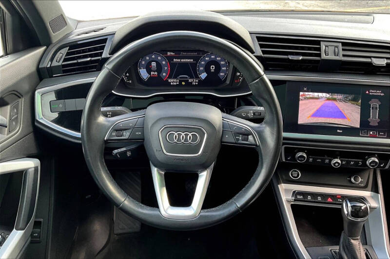 2023 Audi Q3 quattro Premium Plus 40 TFSI