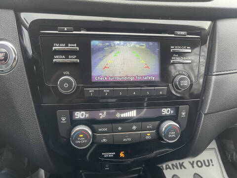 2017 Nissan Rogue SV