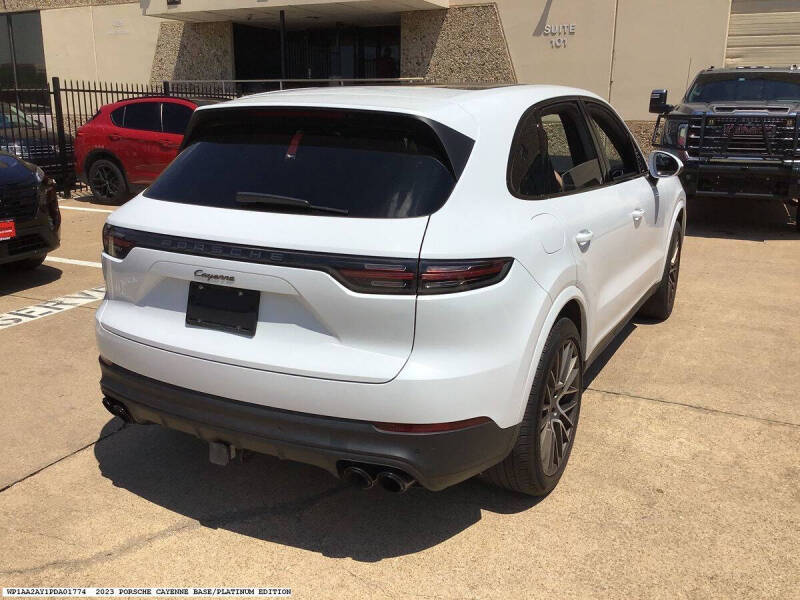 2023 Porsche Cayenne