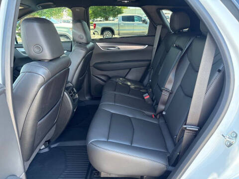2026 Cadillac XT5 Luxury