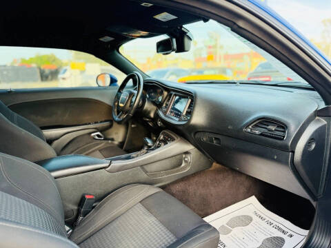 2018 Dodge Challenger SXT Plus