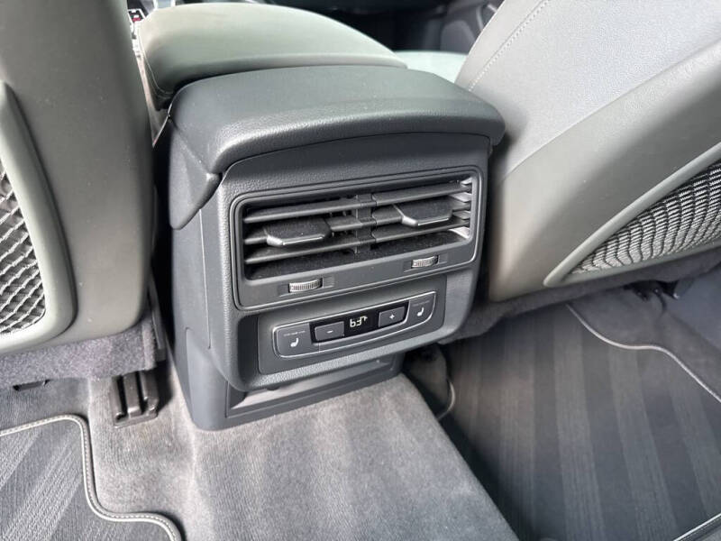 2019 Audi Q8 quattro Premium 55 TFSI