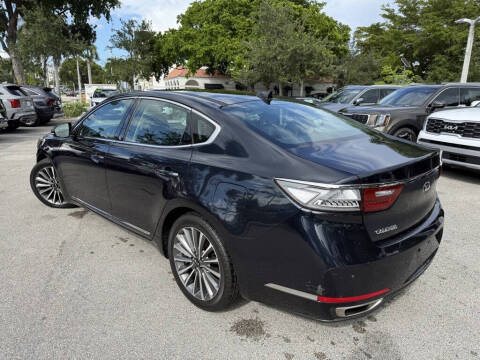 2017 Kia Cadenza Premium