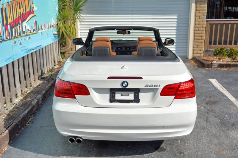 2012 BMW 3 Series 328i