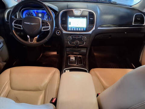 2018 Chrysler 300 Touring