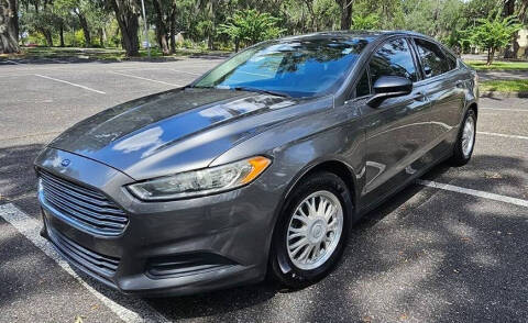 2013 Ford Fusion S