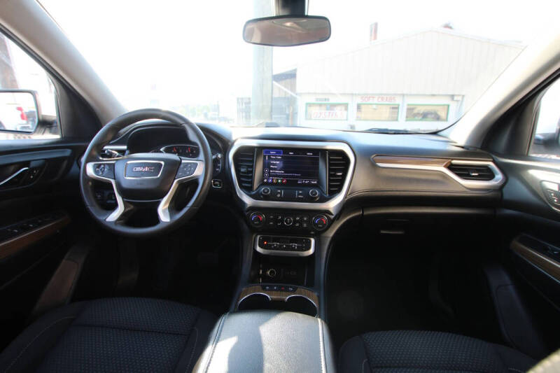 2021 GMC Acadia SLE