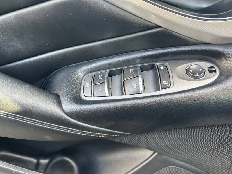 2021 Infiniti Q50 Luxe