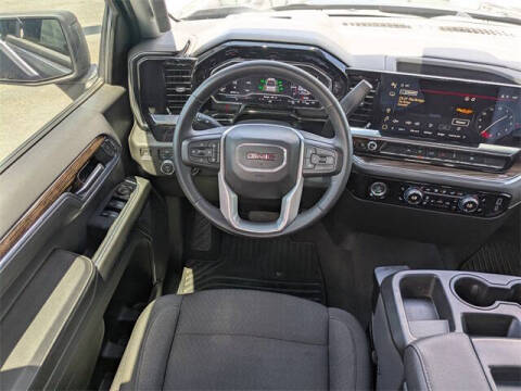 2024 GMC Sierra 1500 Elevation Standard