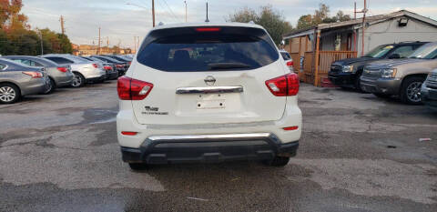 2017 Nissan Pathfinder S