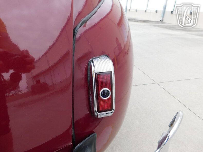 1941 Ford Super Deluxe