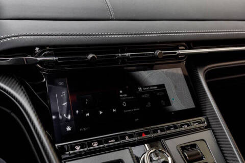 2024 Aston Martin DB12 V8