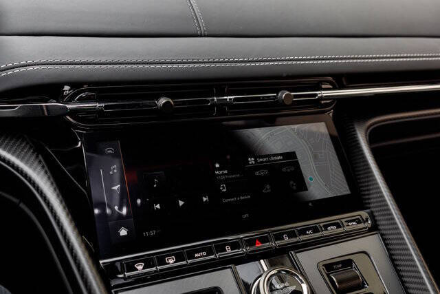 2024 Aston Martin DB12 V8