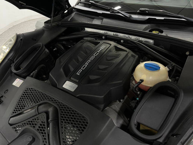 2017 Porsche Macan S