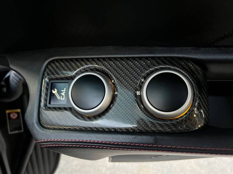 2012 McLaren MP4-12C