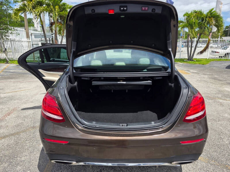 2017 Mercedes-Benz E-Class E 300
