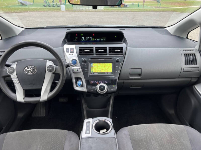 2012 Toyota Prius v Two