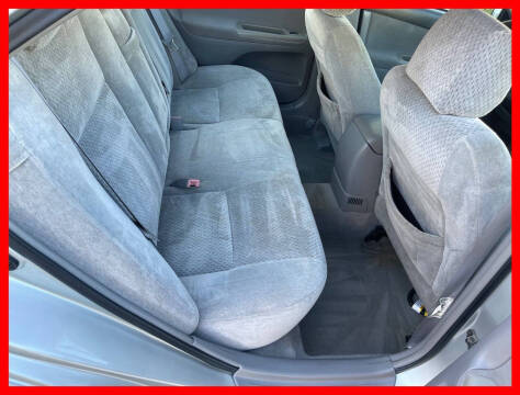 2004 Toyota Camry LE