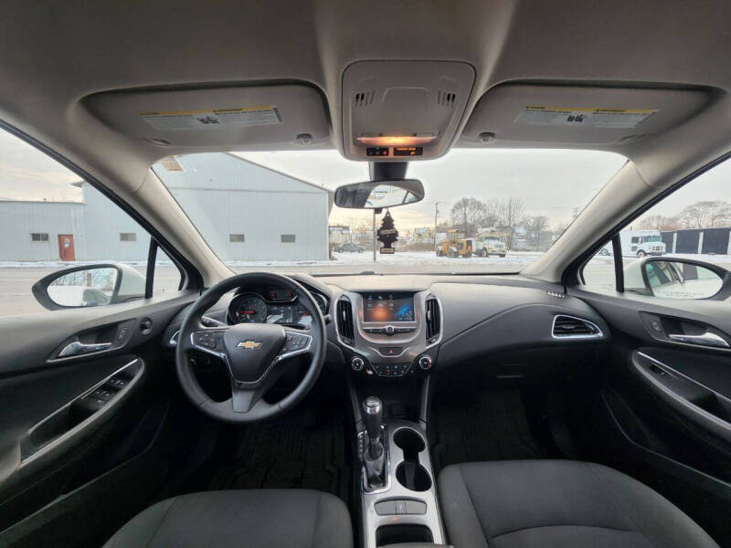 2017 Chevrolet Cruze LT Auto