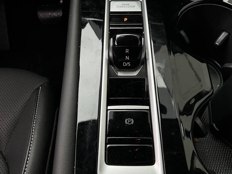 2025 Volkswagen Atlas SE 4Motion