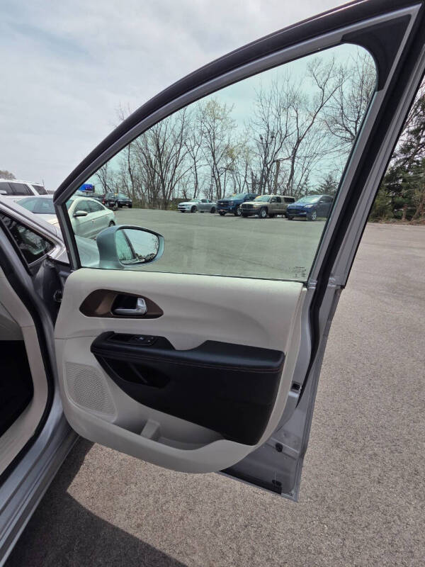 2018 Chrysler Pacifica Touring L