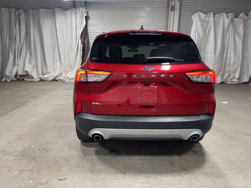 2022 Ford Escape SEL