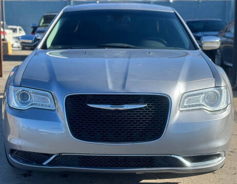 2016 Chrysler 300 Limited