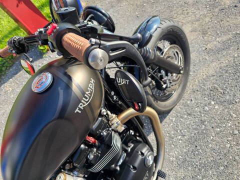 2023 Triumph Bonneville Bobber