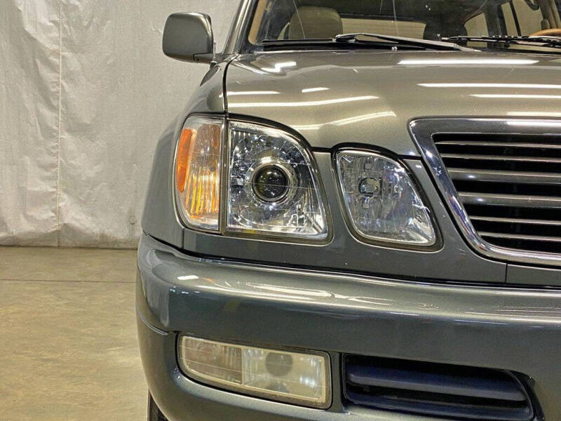 2000 Lexus LX 470