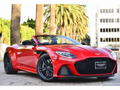 2020 Aston Martin DBS