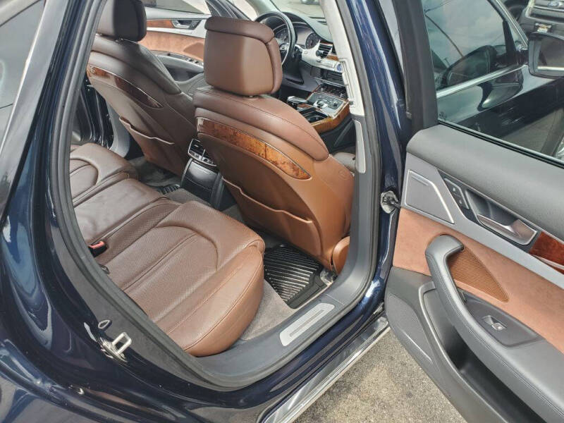 2011 Audi A8 quattro