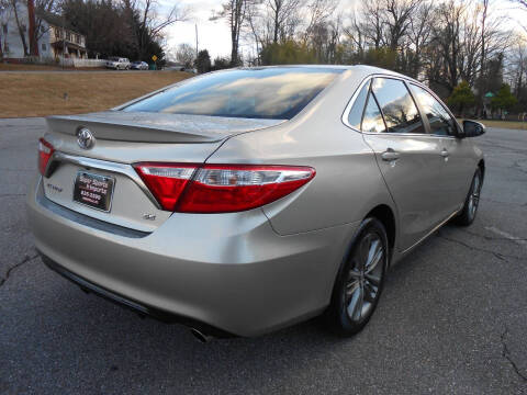 2016 Toyota Camry SE