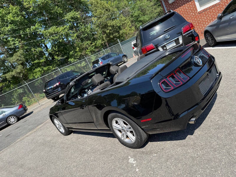 2014 Ford Mustang V6