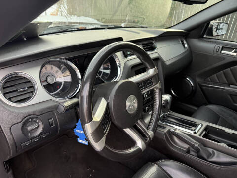 2010 Ford Mustang V6 Premium