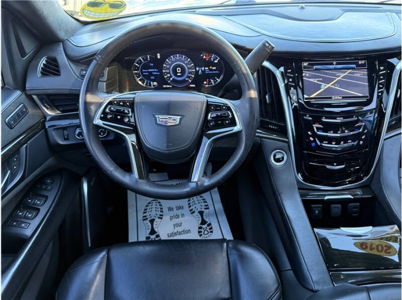 2019 Cadillac Escalade Platinum