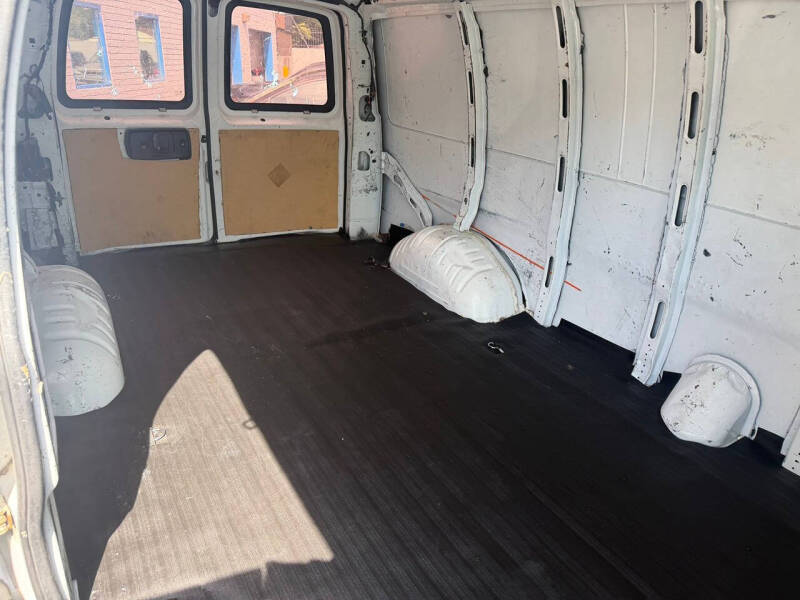 2018 Chevrolet Express 2500