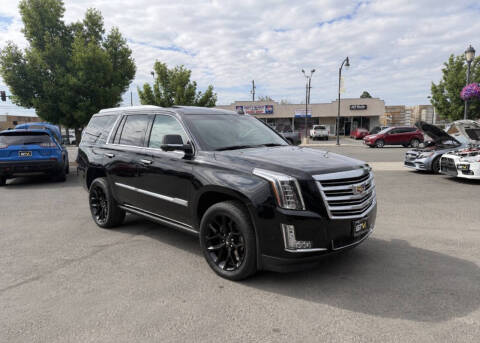 2018 Cadillac Escalade Platinum