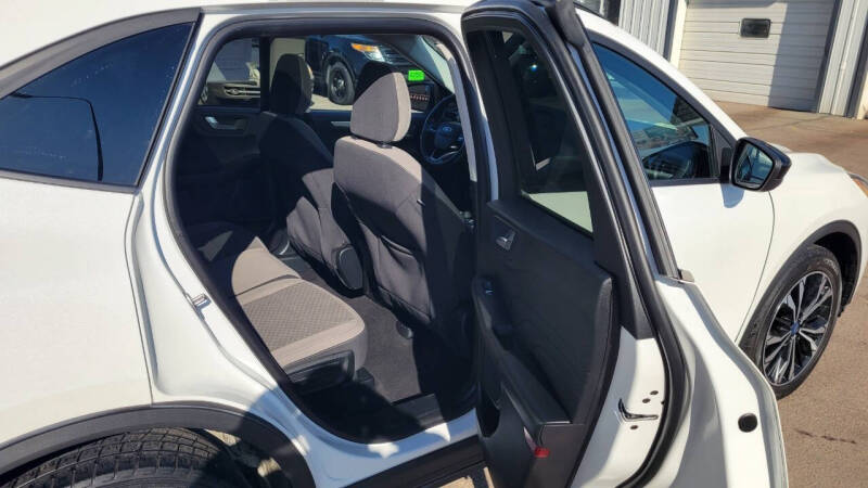 2021 Ford Escape SE