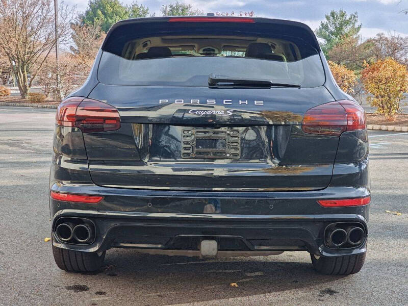 2016 Porsche Cayenne S