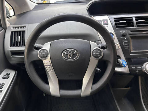 2012 Toyota Prius v
