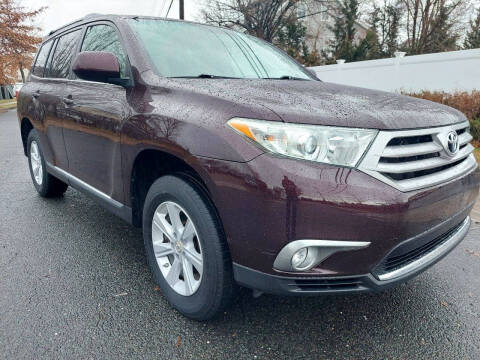 2011 Toyota Highlander SE