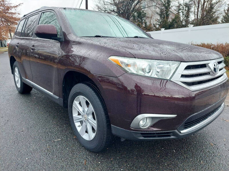 2011 Toyota Highlander SE