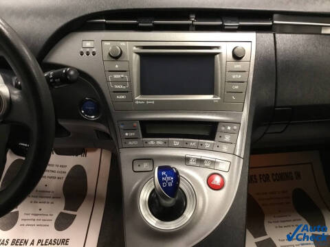 2015 Toyota Prius Three