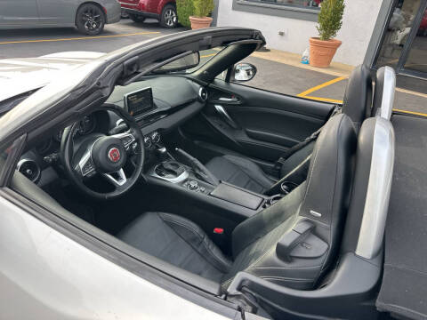 2017 FIAT 124 Spider Lusso