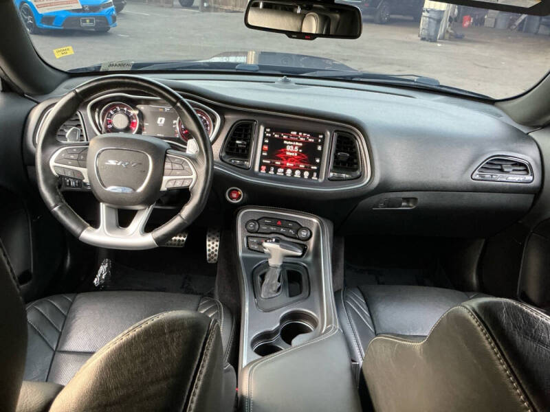 2016 Dodge Challenger SRT 392